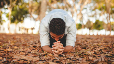 Four12 article image for 'Why We Bow and Kneel' in worship